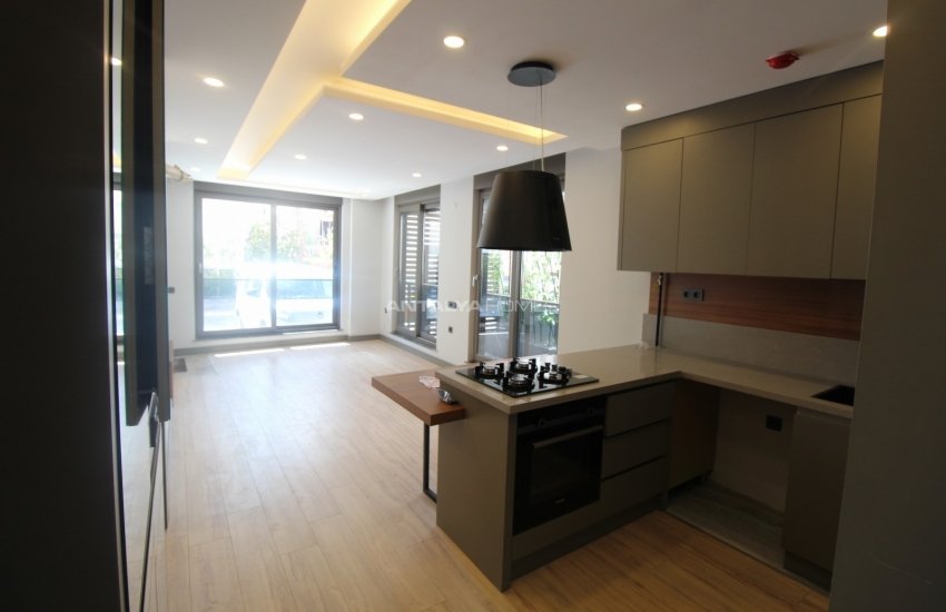 Antalya Bahçelievler'de Akıllı Ev Sistemli Satılık Lüks Daireler 17