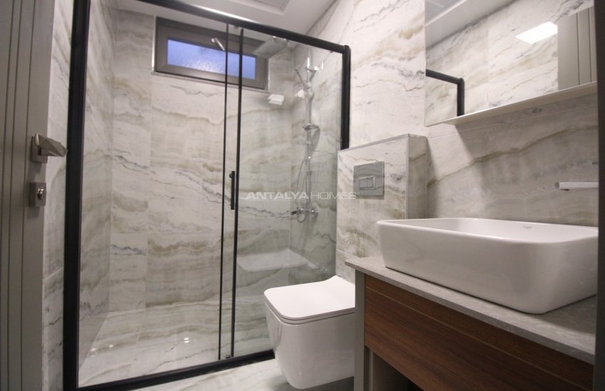 Antalya Bahçelievler'de Akıllı Ev Sistemli Satılık Lüks Daireler 33