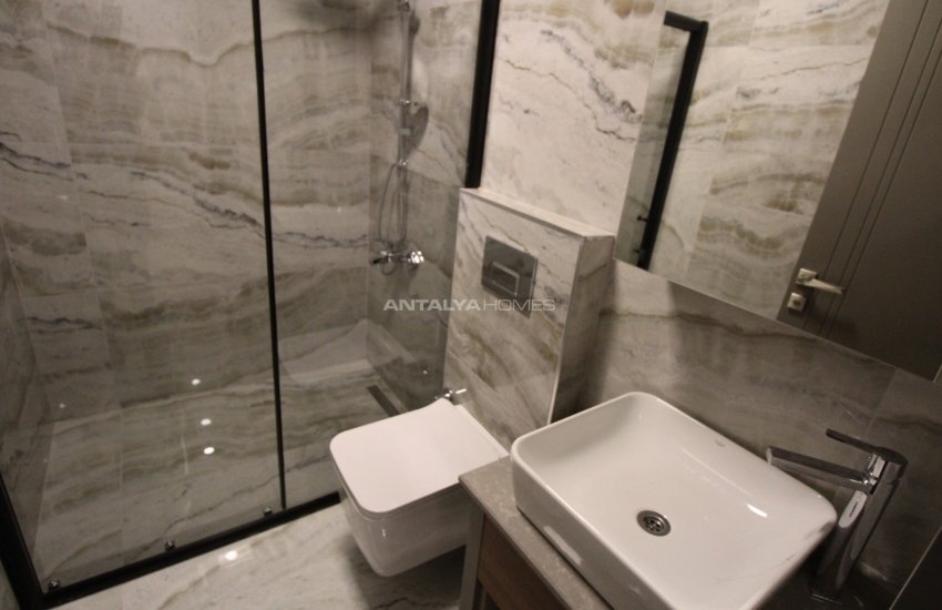 Antalya Bahçelievler'de Akıllı Ev Sistemli Satılık Lüks Daireler 34