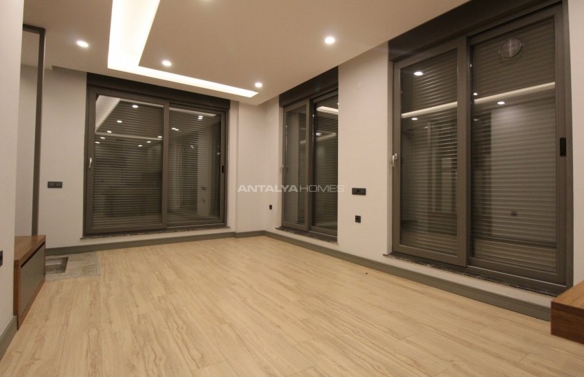 Antalya Bahçelievler'de Akıllı Ev Sistemli Satılık Lüks Daireler 22