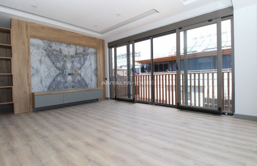 Properties for Sale 100 M From Akdeniz University in Antalya 23