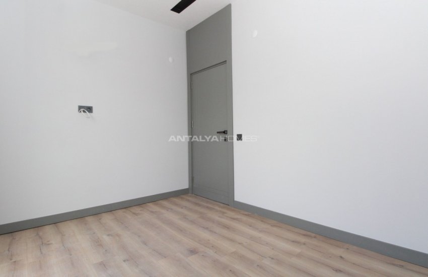 Properties for Sale 100 M From Akdeniz University in Antalya 10