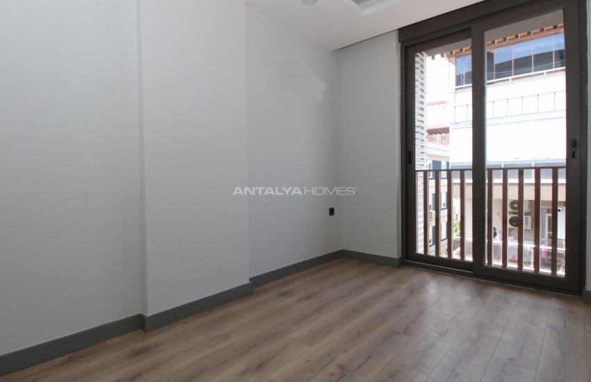 Properties for Sale 100 M From Akdeniz University in Antalya 15
