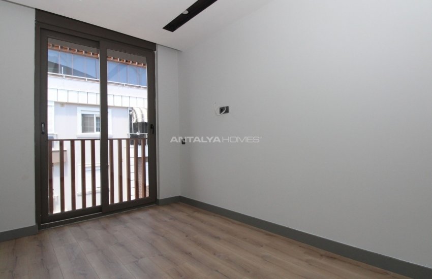 Properties for Sale 100 M From Akdeniz University in Antalya 16