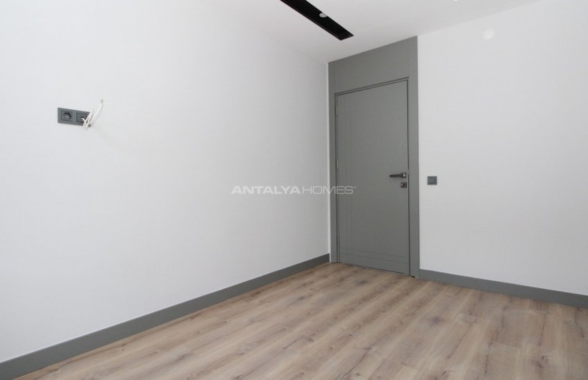 Properties for Sale 100 M From Akdeniz University in Antalya 17