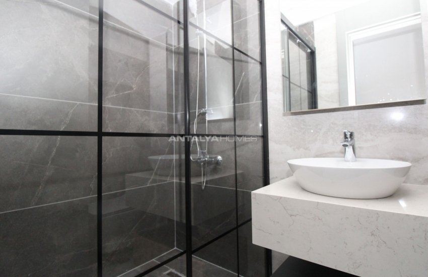 Properties for Sale 100 M From Akdeniz University in Antalya 19