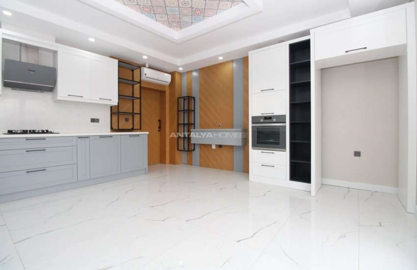 Antalya Villa Suited for Extended Families in Döşemealtı 24