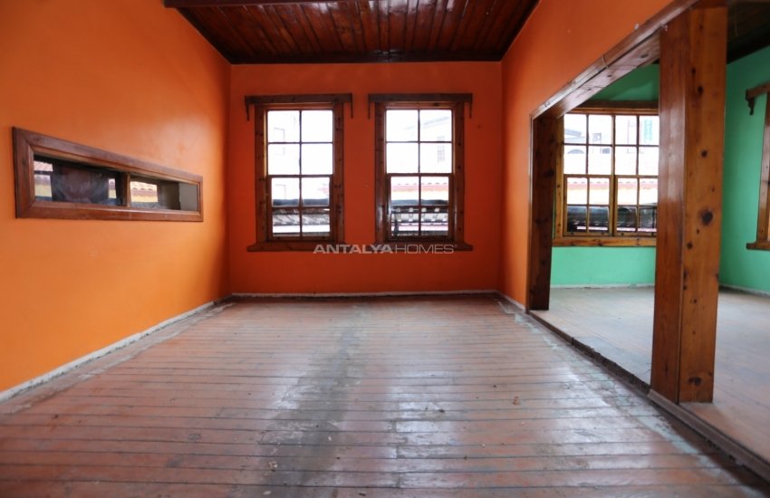 Zentrale Gewerbeimmobilie In Der Nähe Des Meeres In Kaleici 11