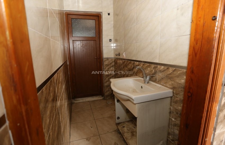 Zentrale Gewerbeimmobilie In Der Nähe Des Meeres In Kaleici 13