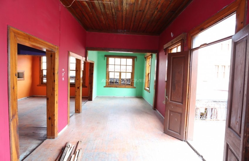 Zentrale Gewerbeimmobilie In Der Nähe Des Meeres In Kaleici 19