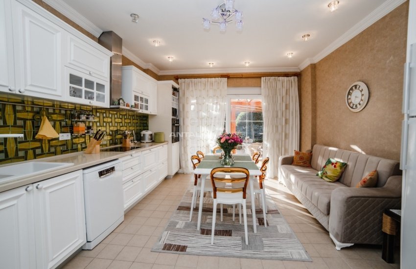 Lara Güzeloba'da Özel Havuzlu ve Bahçeli Dubleks Villa 9