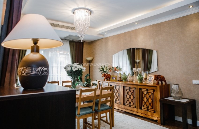 Lara Güzeloba'da Özel Havuzlu ve Bahçeli Dubleks Villa 22