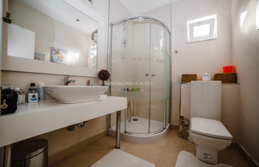 Lara Güzeloba'da Özel Havuzlu ve Bahçeli Dubleks Villa 24