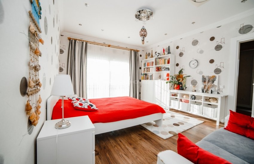 Lara Güzeloba'da Özel Havuzlu ve Bahçeli Dubleks Villa 26