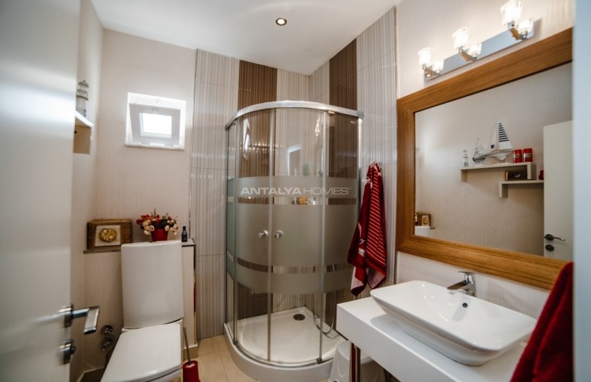 Lara Güzeloba'da Özel Havuzlu ve Bahçeli Dubleks Villa 27