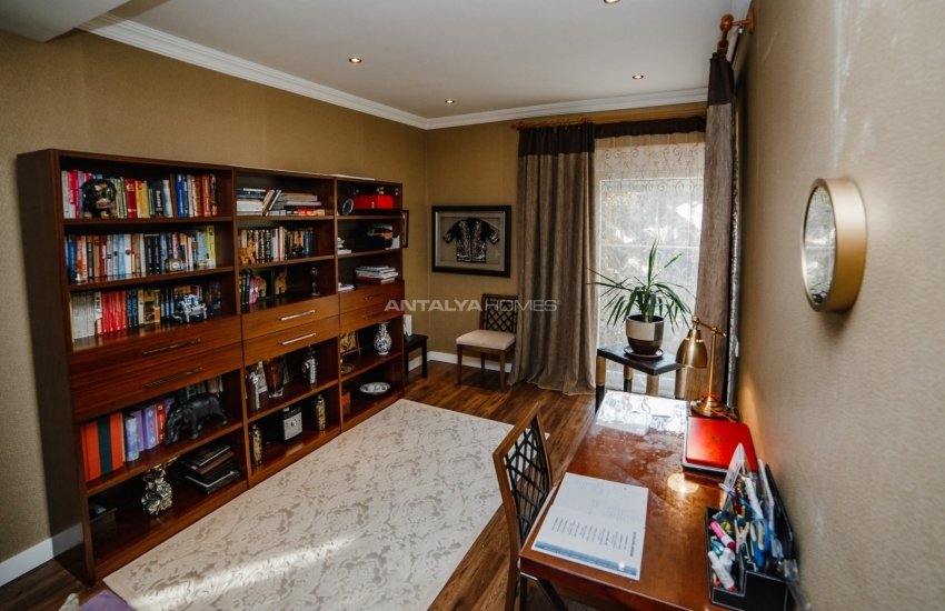 Lara Güzeloba'da Özel Havuzlu ve Bahçeli Dubleks Villa 7