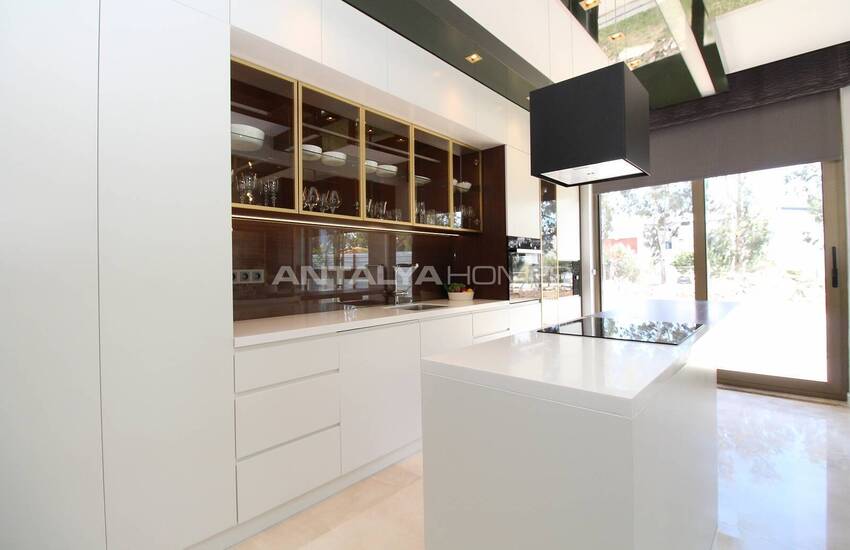 Antalya Luxury Real Estate with Rich Complex Features 13