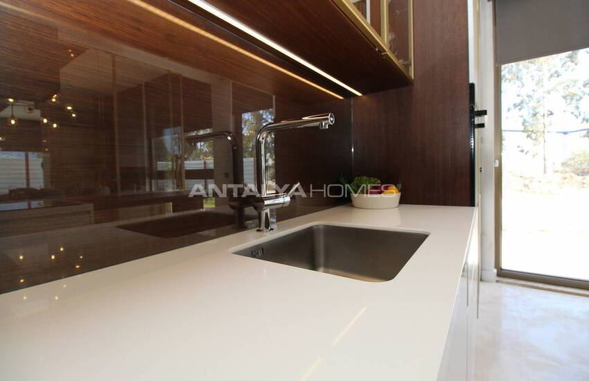 Antalya Luxury Real Estate with Rich Complex Features 11