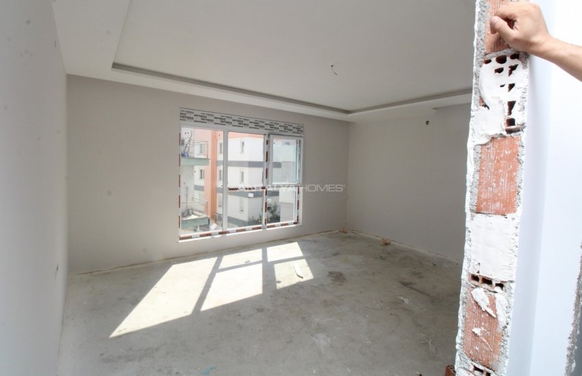 Central Properties Close to the Historical Center of Antalya 12