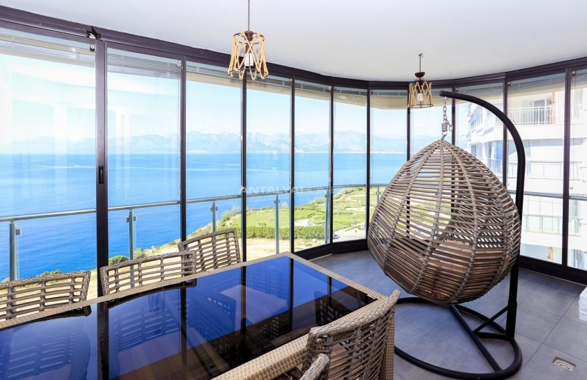 Sea View Apartment in Antalya Lara on the Central Location