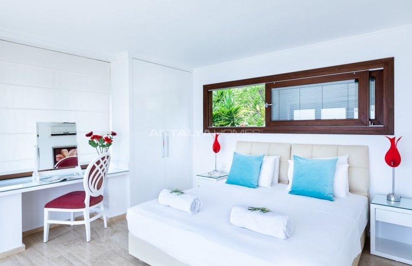 Spacious and Modern Villa with Sea View in Kalkan 10