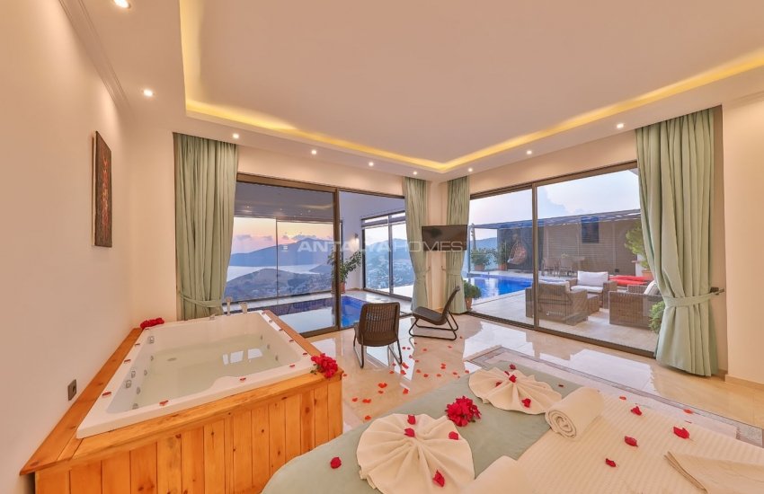 Modernly Designed Villas with Panoramic Sea and Forest View 21
