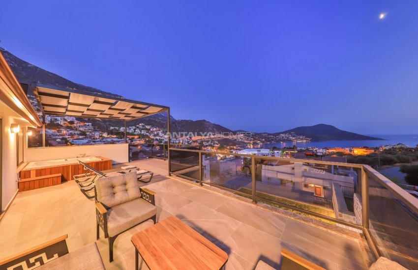 Spacious Contemporary Villa with Garden in Kalkan 31