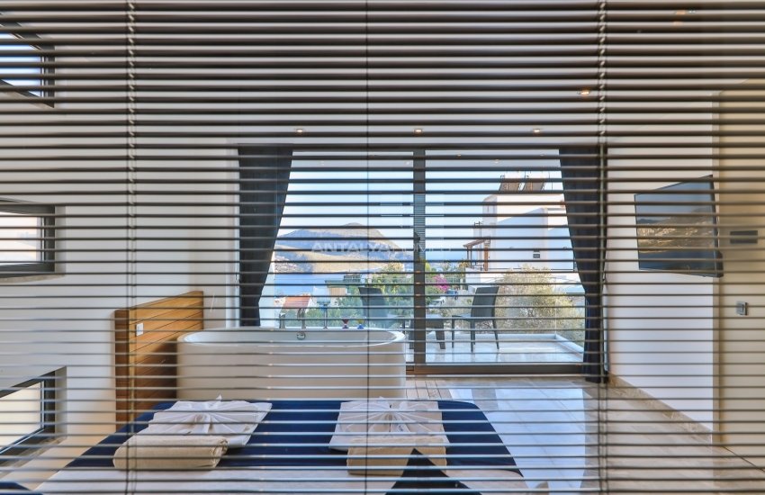 Impressive Kalkan Villa Suitable for an Extended Family 11