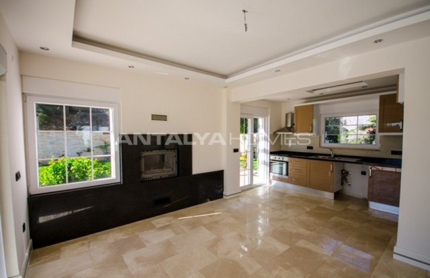 فيلا مشرقة مع مسبح خاص في كيمير شاميوفا 6