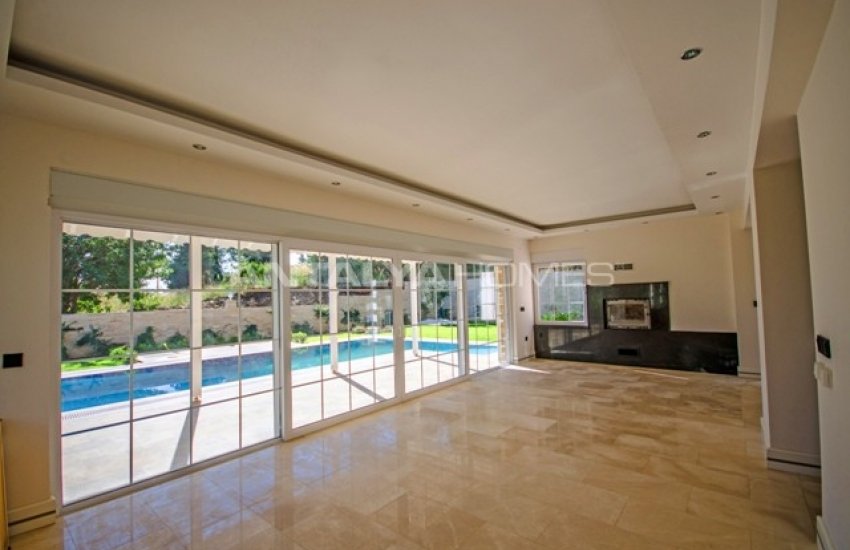 فيلا مشرقة مع مسبح خاص في كيمير شاميوفا 7