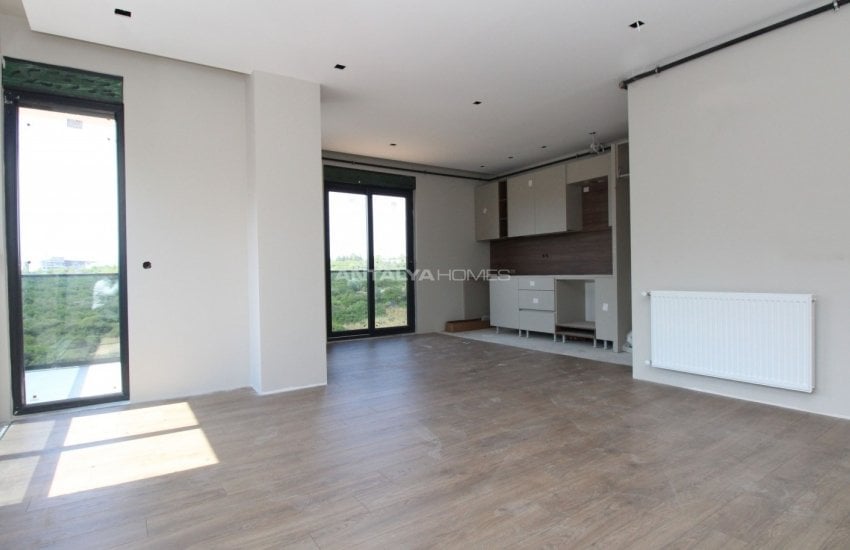 شقق حديثة مع ميزات عديدة في كونيالتي بينارباشي 10