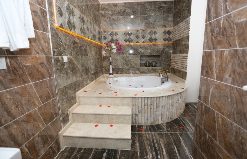 Luxurious Investment Apart Hotel for Sale in Antalya Lara 23