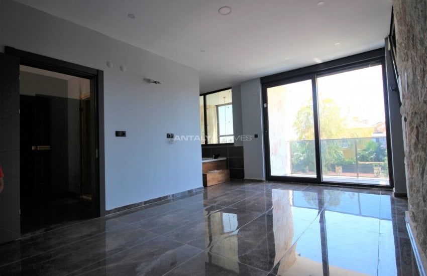 Modernly Designed Detached Stone Villas with Pool in Belek 41