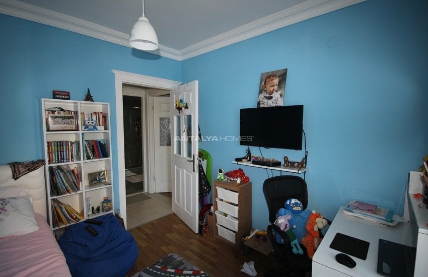 2+1 Apartment in a Privileged Location in Lara 22