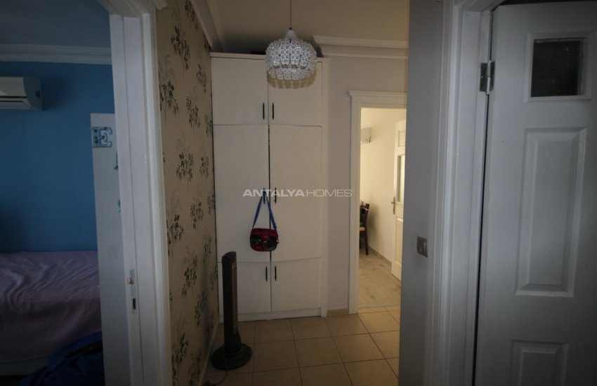 2+1 Apartment in a Privileged Location in Lara 27