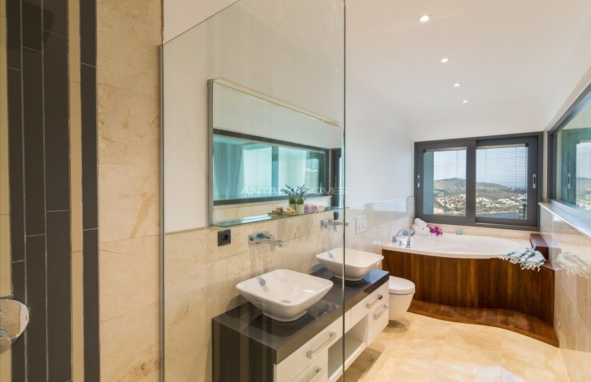 Modernly Designed Triplex Villa in Kalkan with Infinity Pool 21