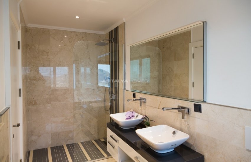 Modernly Designed Triplex Villa in Kalkan with Infinity Pool 23