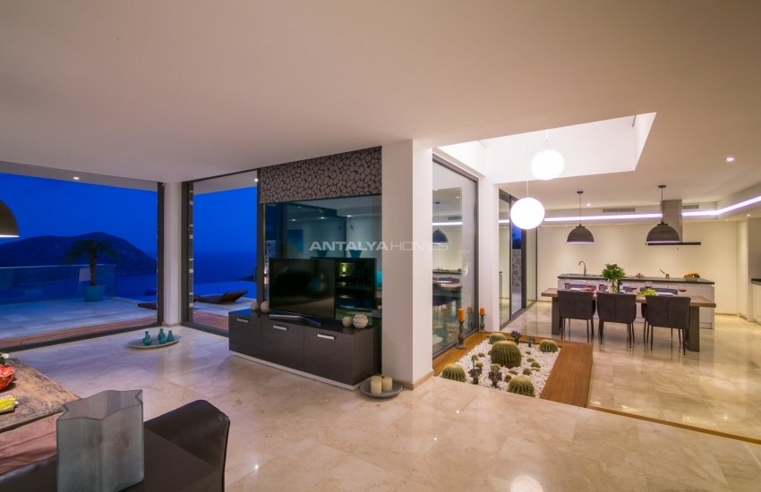 Modernly Designed Triplex Villa in Kalkan with Infinity Pool 14