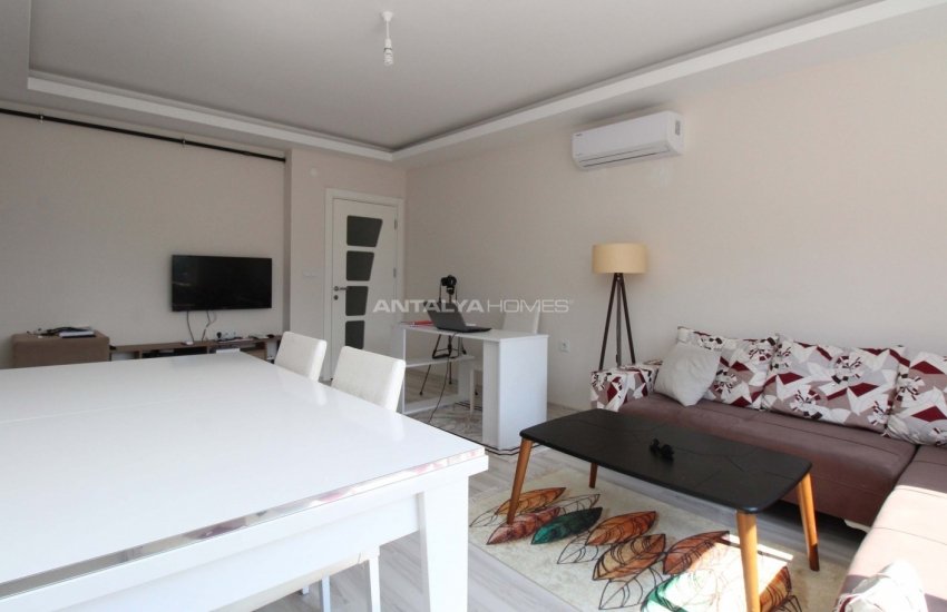 Furnished Flat in a Complex Close to the Beach in Konyaaltı 13