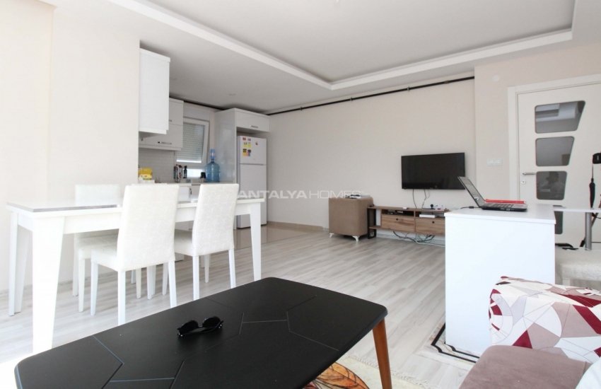 Furnished Flat in a Complex Close to the Beach in Konyaaltı 14