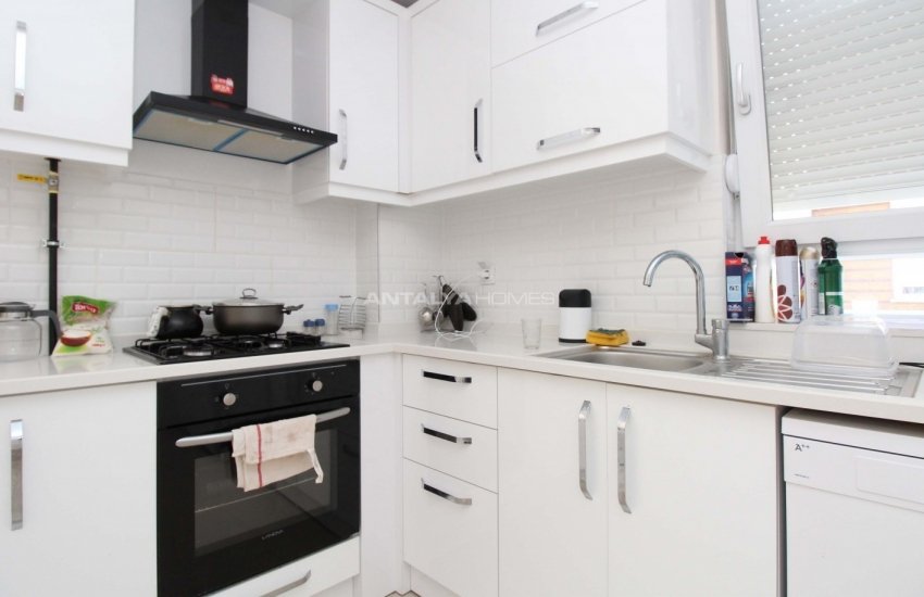 Furnished Flat in a Complex Close to the Beach in Konyaaltı 15