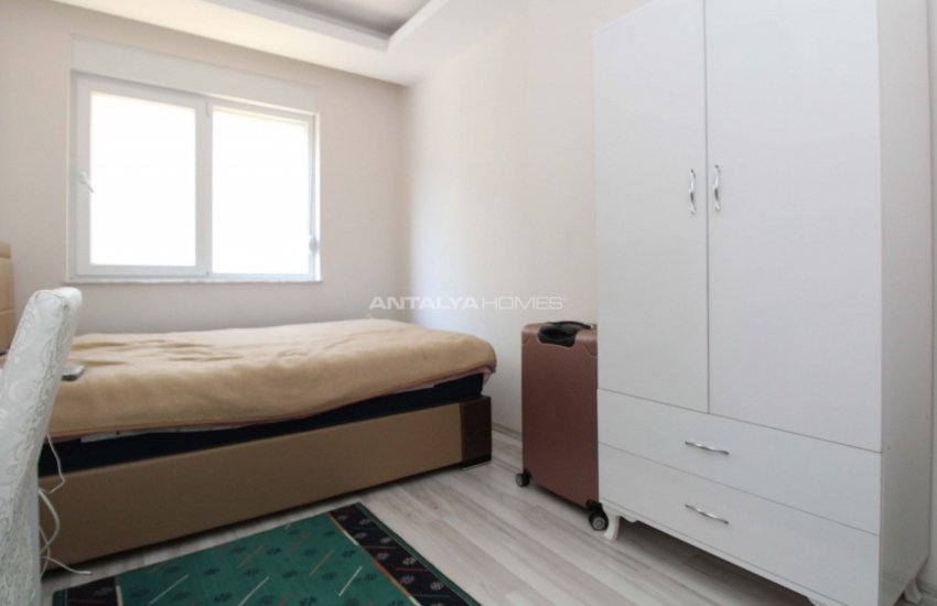 Furnished Flat in a Complex Close to the Beach in Konyaaltı 18