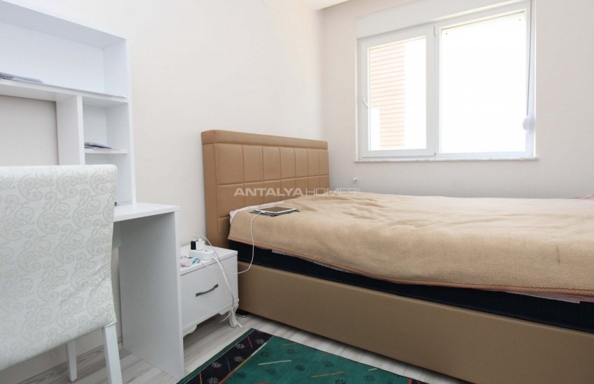 Furnished Flat in a Complex Close to the Beach in Konyaaltı 19