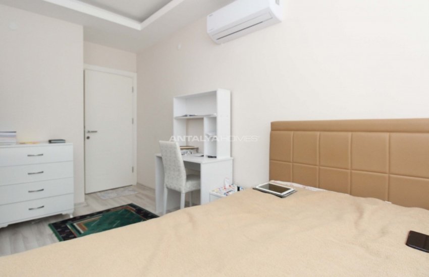 Furnished Flat in a Complex Close to the Beach in Konyaaltı 20