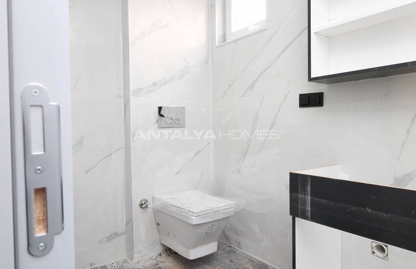 Middle-floor Real Estate with Separate Kitchens in Antalya 10