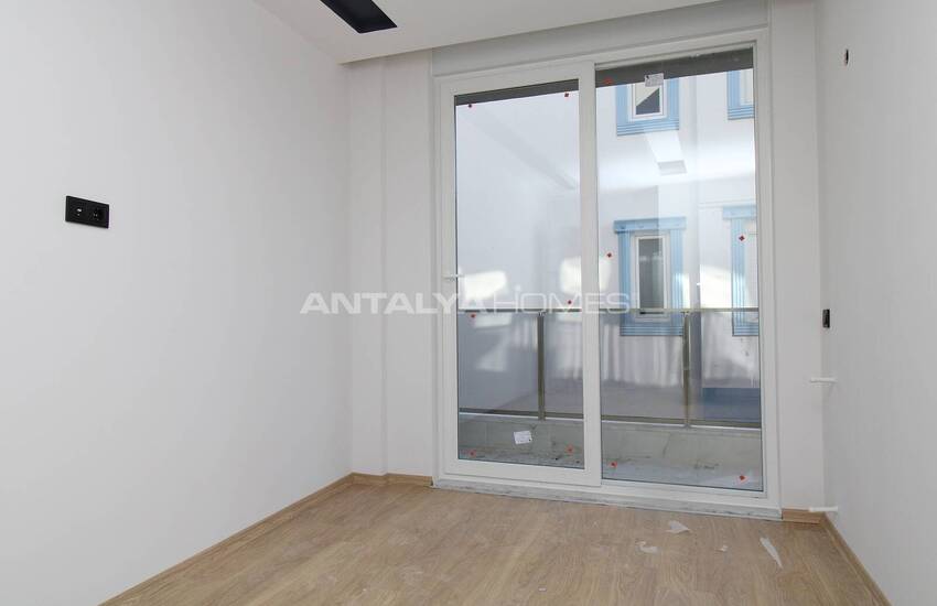 Middle-floor Real Estate with Separate Kitchens in Antalya 5
