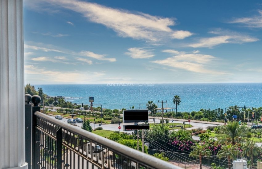Penthouse Apartment with a Terrace with Sea View in Alanya 25