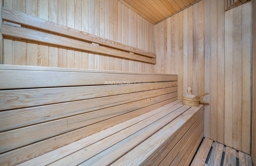 Penthouse Apartment with a Terrace with Sea View in Alanya 22