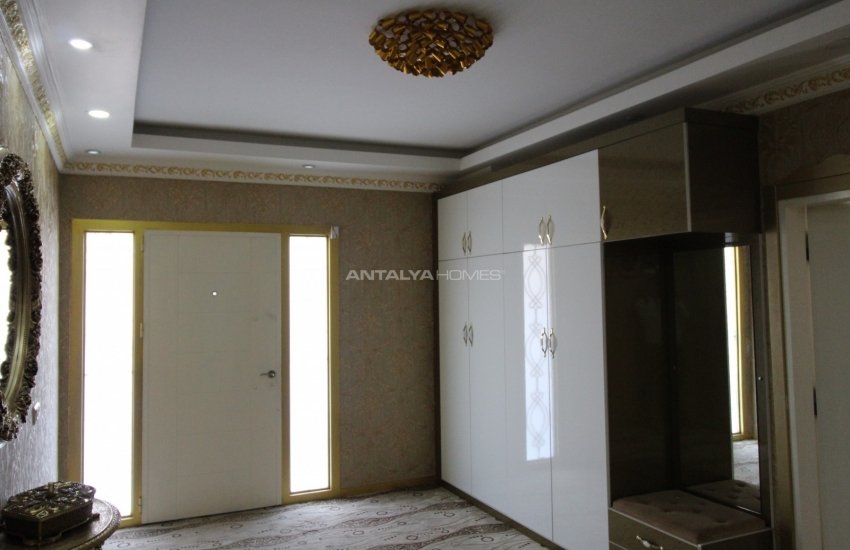 Spacious Duplex Apartment with Garden in Antalya Center 34