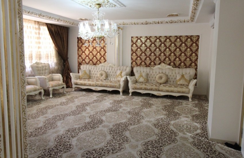Spacious Duplex Apartment with Garden in Antalya Center 27